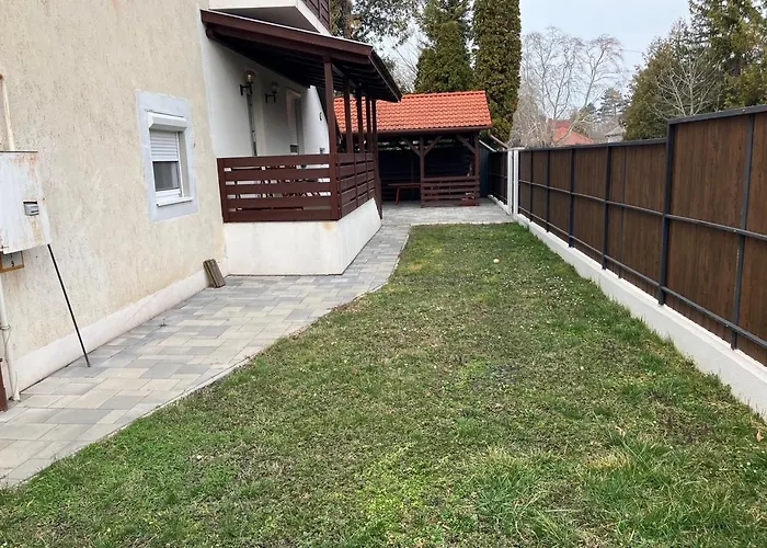 Dio Vendeghaz * Balatonfenyves